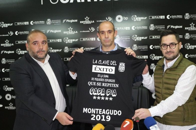 El Cartagena renueva por dos años a Alberto Monteagudo