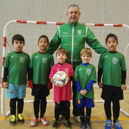 Concentración para fomentar el fútbol sala entre los más pequeños