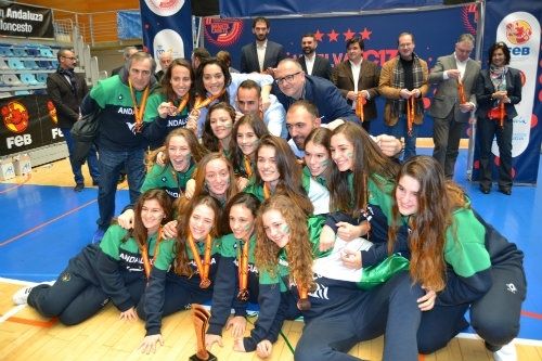 Andalucía toca la gloria en la categoría infantil femenina y se lleva el bronce en cadete femenina