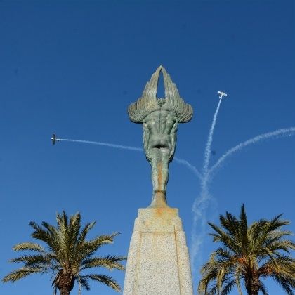 Palos rinde tributo al vuelo del Plus Ultra en el 91 aniversario de la hazaña aérea