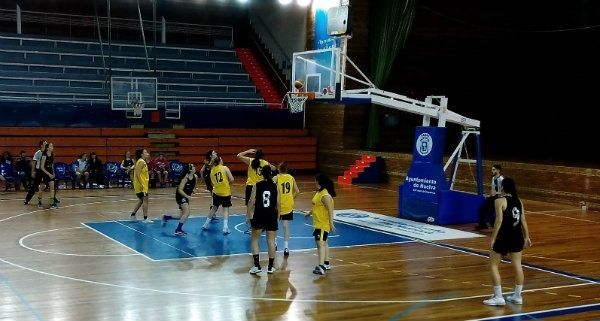 El Reverso completa el aciago fin de semana del CB Conquero (60-73)