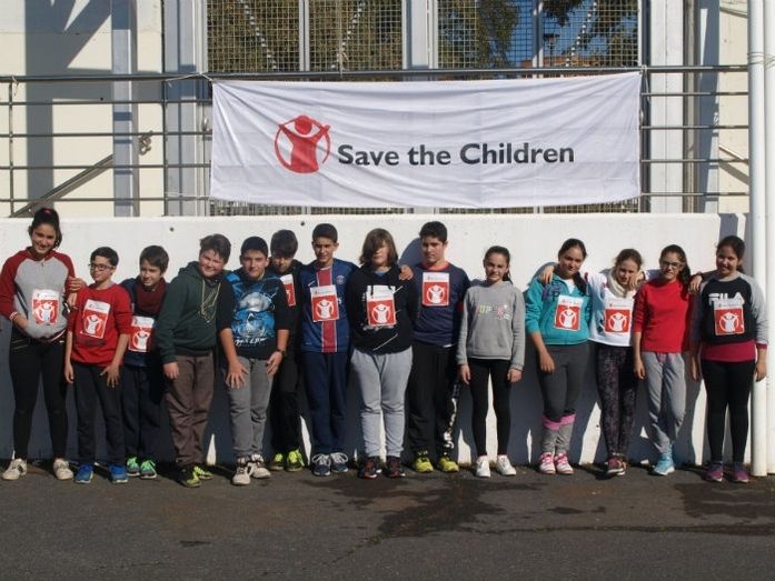800 alumnos participan en la Carrera Escolar Solidaria Save the Children del IES Fuente Piña