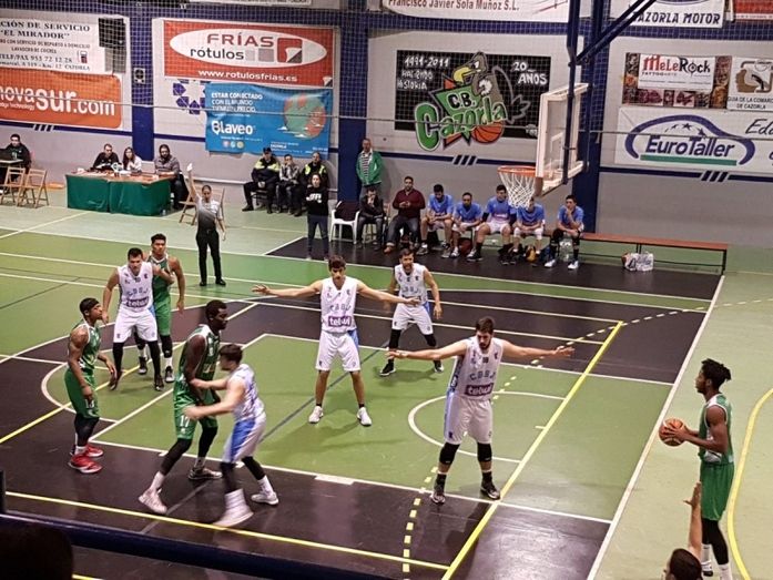 El CB San Juan pierde un duelo de alta puntuación con Cazorla (112-97)