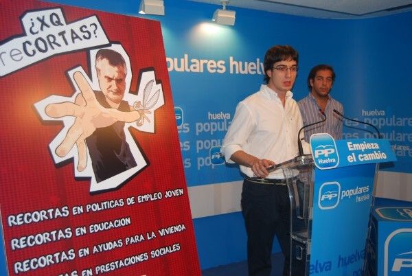 Nuevas Generaciones del PP denuncia el 'tijerezazo' del PSOE en empleo y educación