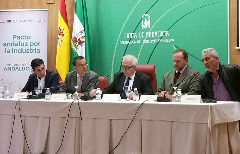 La FOE aplaude el Pacto por la Industria y ofrece 'su lealtad' para favorecer el impulso del sector