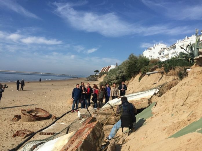 El PSOE pide al Gobierno una actuación 'urgente e inmediata' en el litoral onubense