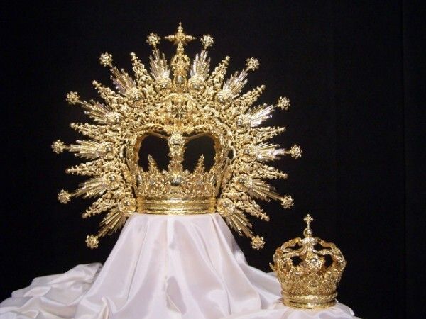 La Virgen del Valle  de La Palma estrenará saya y toca de sobremanto en su Coronación