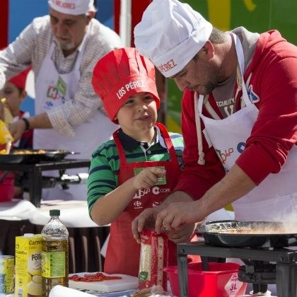Concurso para elegir al mejor tándem adulto-niño a la hora de cocinar una torrija