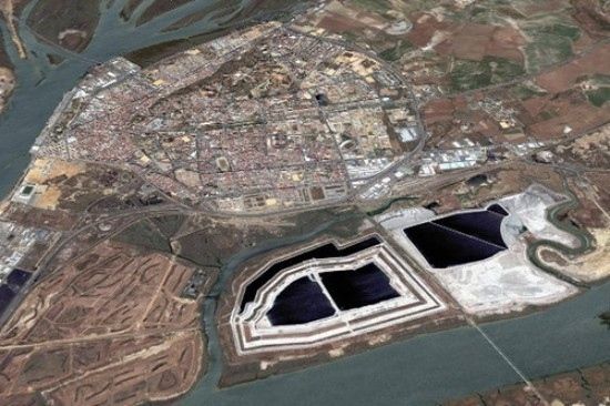 El Ministerio envía al BOE la apertura del plazo de información pública al proyecto de Fertiberia con los fosfoyesos