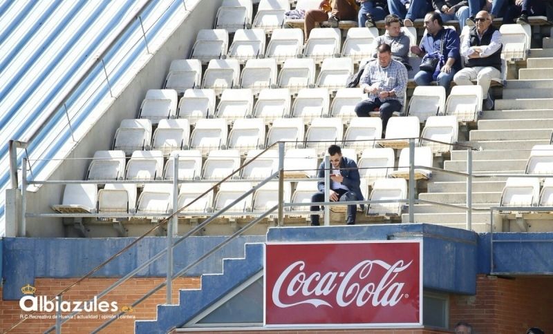 Joselu presenció el Recre-Córdoba B y Naranjo no luchará por el título en Bélgica
