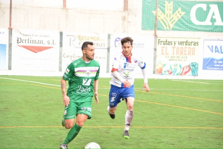 Cifu y Borja Romero en la convocatoria de 19 hombres de Bodipo en el Mancha Real