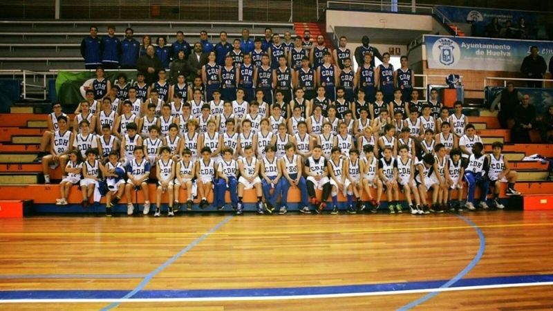 Foto de familia del CDB Huelva La Luz