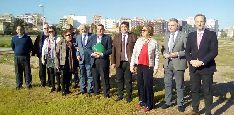 La Junta destinará cinco millones a un nuevo colegio de tres líneas en la zona del Ensanche y Pescadería
