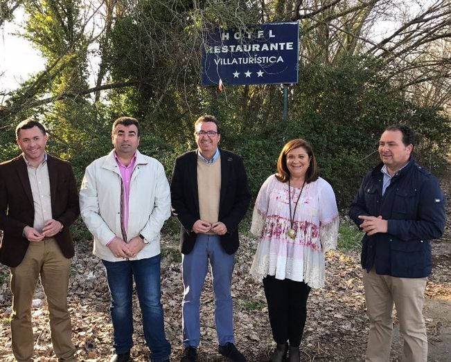 El PP reprocha al Gobierno andaluz que se desentienda del complejo de la Villa Turística de Fuenteheridos