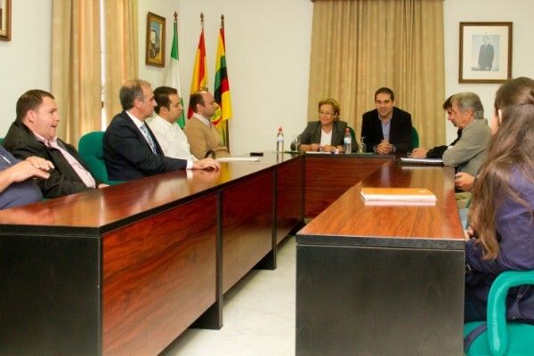 El PSOE aboga por el cambio a la Denominación de Origen 'Jamón de Jabugo'