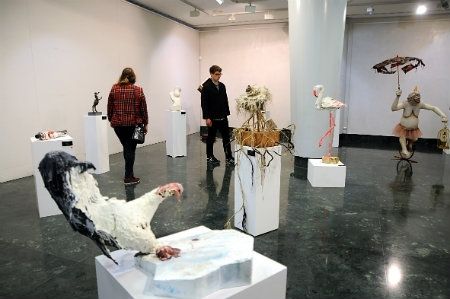 La exposición colectiva de escultores 'Descultura' se prorroga hasta el viernes