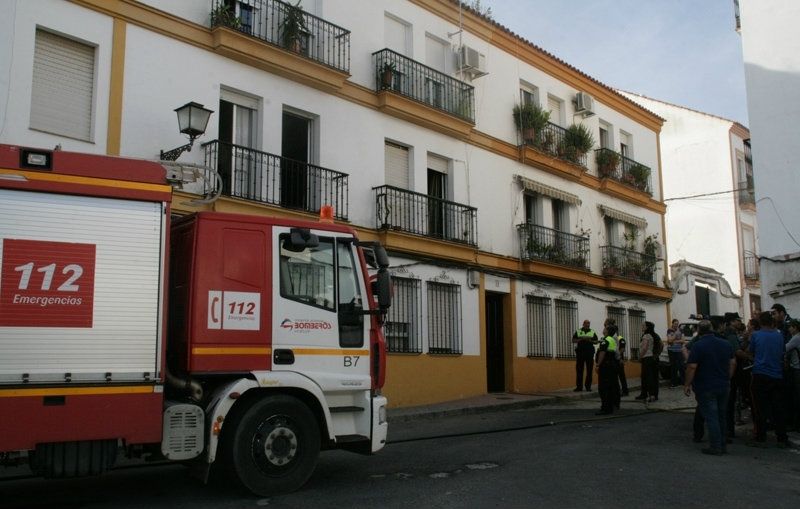 Extinguido el incendio en una vivienda en la calle Campo de Cartaya