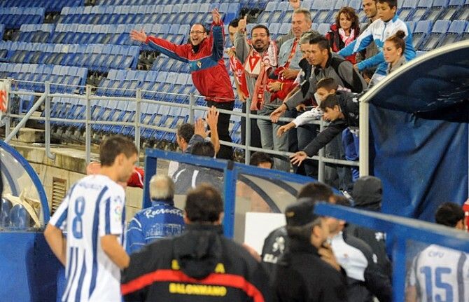 El Murcia agudiza la tristeza del Decano (0-2)