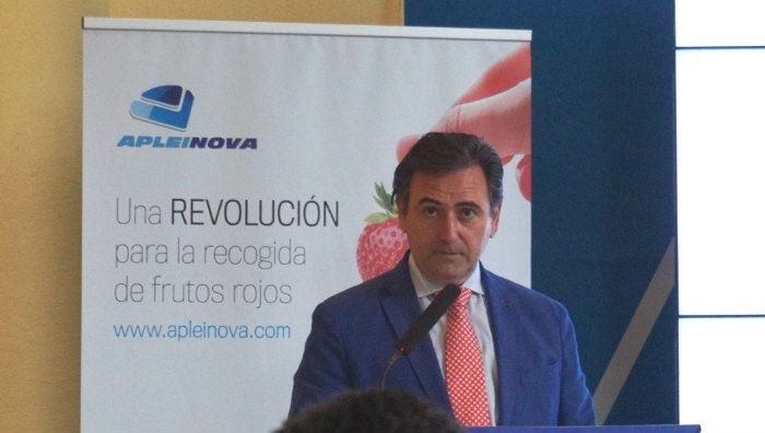 El sector fresero respalda el lanzamiento del FR-60, una herramienta tecnológica que aporta ahorro y calidad a la recogida de frutos