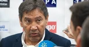 Zambrano anima a los posibles inversores: 'Invertir significa arriesgar un dinero para ganar más, y el Recre eso te lo puede dar'