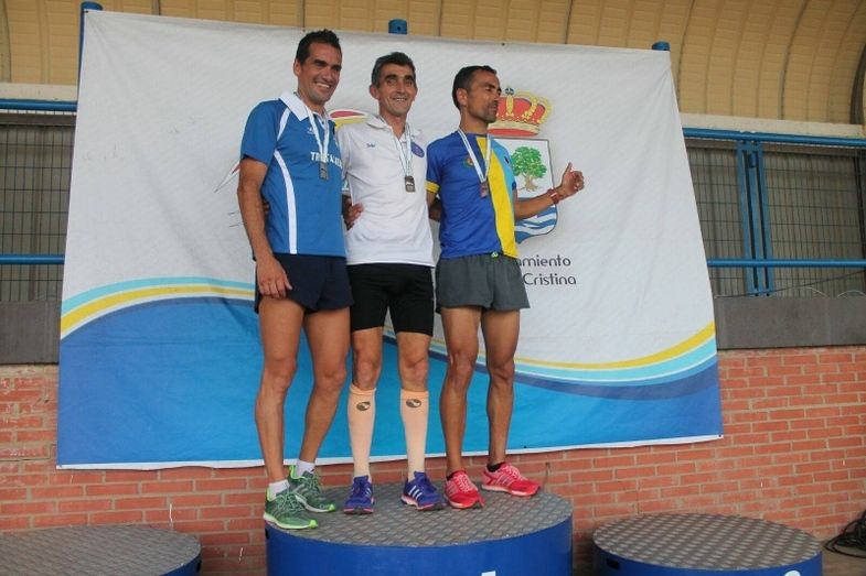 Los veteranos onubenses superan las 50 medallas en el Andaluz de Isla Cristina