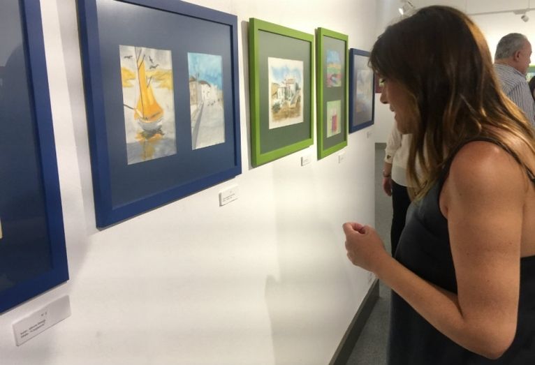 Pacientes de Salud Mental exponen sus emociones a partir de acuarelas