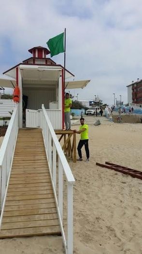 El Ayuntamiento de Almonte contrata a 38 socorristas para garantizar la seguridad de los bañistas en Matalascañas