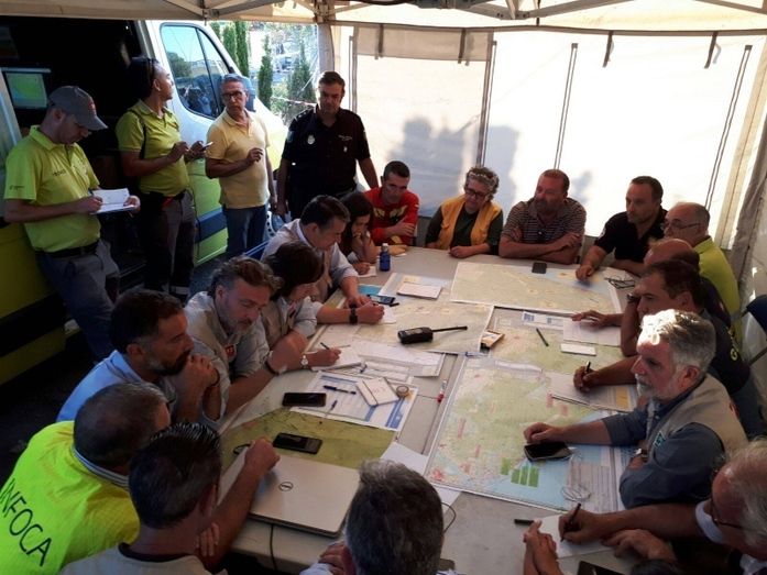 La estabilización del incendio podría llegar esta noche