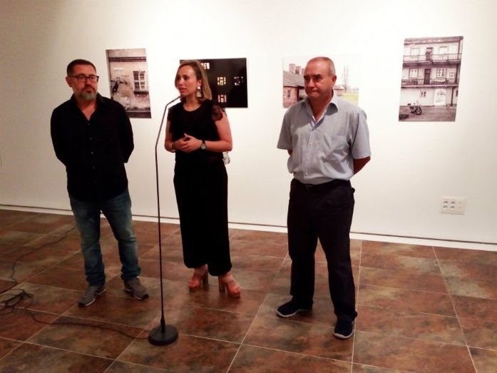 Los alumnos del IES Pablo Neruda exponen su viaje fotográfico 'Polonia, espejos del alma'