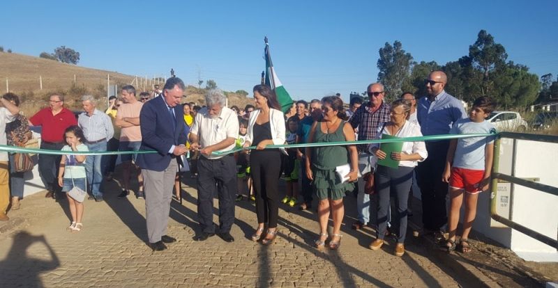 La Junta cede al Ayuntamiento de Villarrasa un tramo de la A-493 y el Puente Gadea, que permitirá el acceso a la futura vía verde