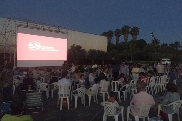 El Cine bajo las Estrellas continúa este jueves en La Rábida con la película 'Un monstruo viene a verme'