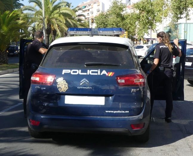 Detenido por robar 4.500 euros de la tarjeta bancaria de la persona enferma a la que atendía