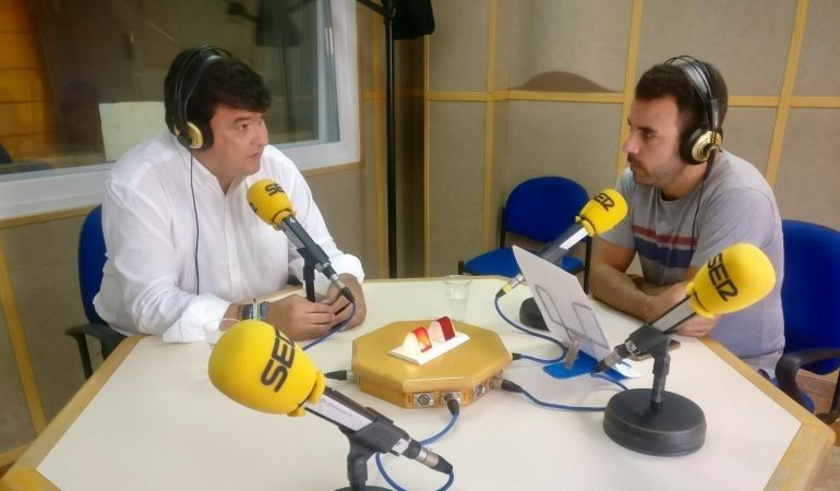 Gabriel Cruz: 'Eurosamop cobra dinero por su gestión, como cualquier empresa, y las condiciones no son leoninas'