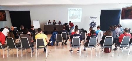 El Trust expone en Florencia el nuevo modelo de club implantado en el Recre