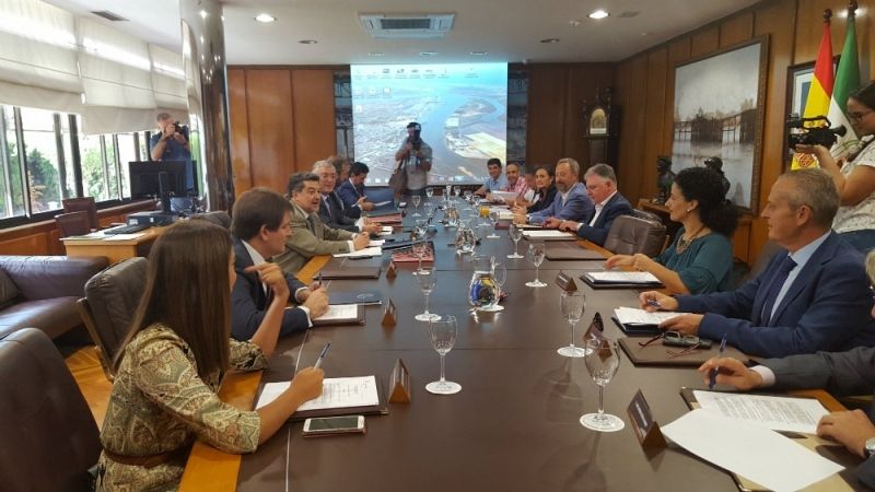 Grandes empresas incrementan su actividad en el Puerto de Huelva con el aumento de la capacidad de sus instalaciones