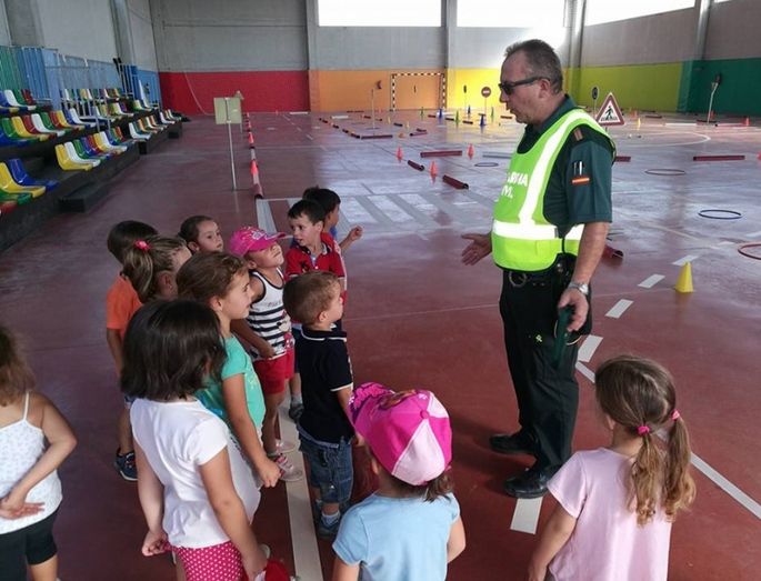 Jornada de convivencia educativa y lúdica en Rosal de la Frontera