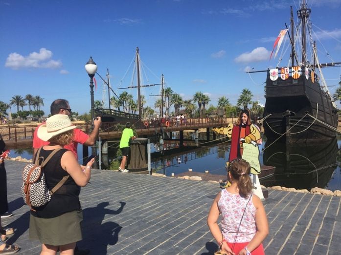 Puertas abiertas en el Muelle de las Carabelas para celebrar el 525 Aniversario de la llegada de Colón a América