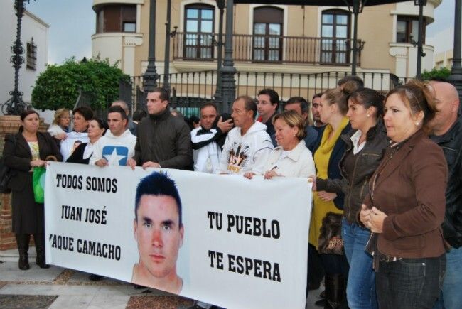 Isla Cristina vuelve a mostrar su apoyo a la familia de Juan José Yaque