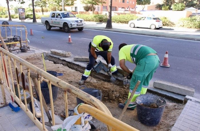 Los vecinos de la Avenida Cristóbal Colón tendrán el paso de peatones que demandaban