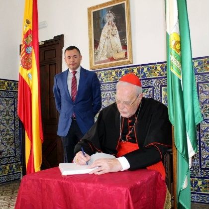 El Cardenal Fray Carlos Amigo Vallejo visita Cortegana para homenajear a Fray Alonso Giraldo de Terreros