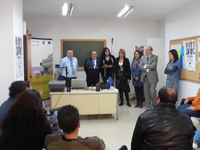 Talleres para enseñar técnicas de empleo para personas con problemas de adicción