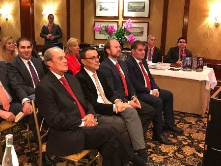 La Denominación de Origen Protegida Jabugo se presenta en París con el respaldo de las instituciones