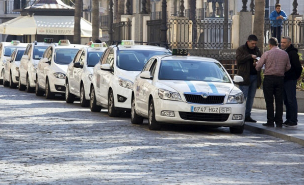 El runrún: ¿Es caro el taxi en Huelva?