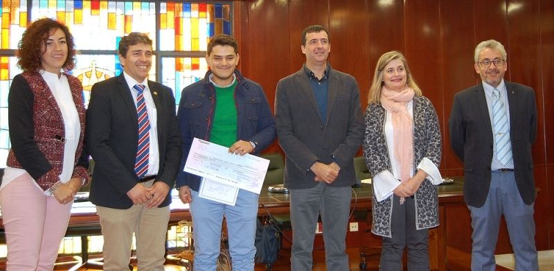 La chimenea solar de Francisco José Calvo, premio del Colegio de Ingenieros al mejor trabajo de fin de grado