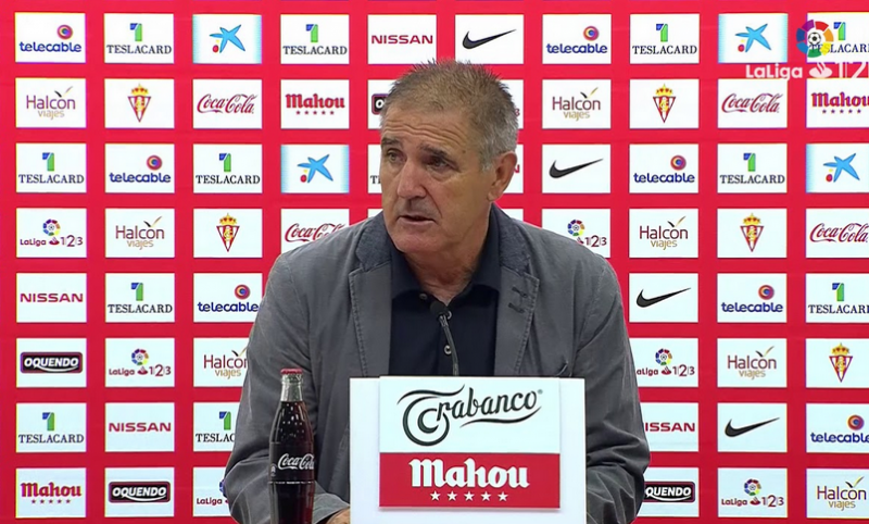 El Sporting de Gijón despide al extécnico albiazul Paco Herrera y Rosu se deja querer por el Recre para un futuro