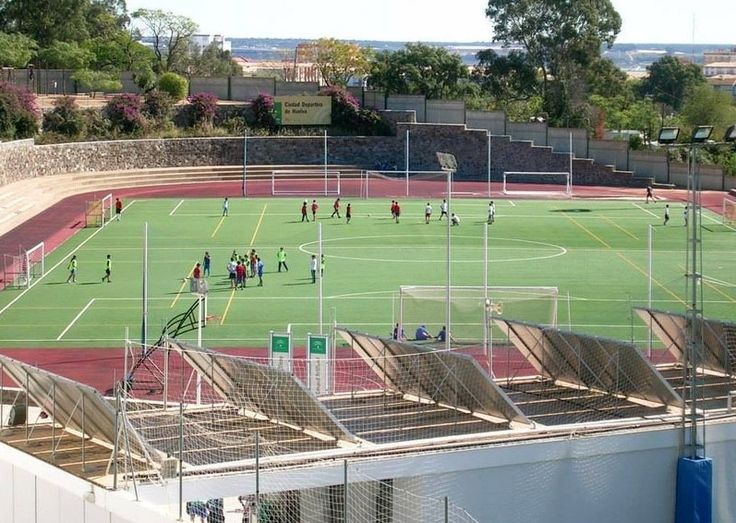 La Junta encarga los estudios previos para la ordenación general de la Ciudad Deportiva