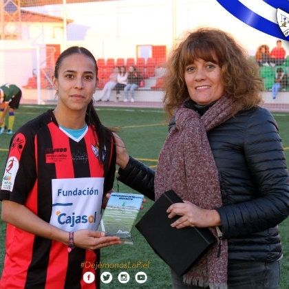 Derrota del Sporting Huelva en un amistoso en Villanueva de los Castillejos