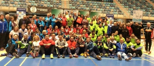 El Palacio de Deportes se vistió de gala para coronar a los campeones de Andalucía