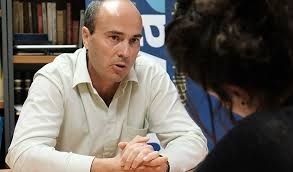 Rafael Gavilán: 'Igual hay concejales que tienen miedo de pringarse, pero aquí no se trata de ir en contra del Recre sino de informar a la ciudadanía'