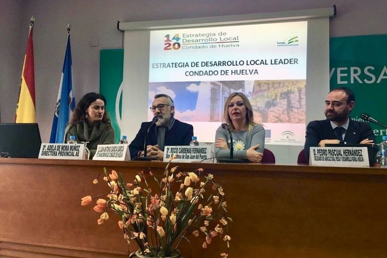 El empresariado y los emprendedores del Condado se informan sobre nuevas líneas de ayudas